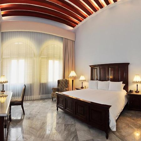 Hotel Lopez Кампече Экстерьер фото