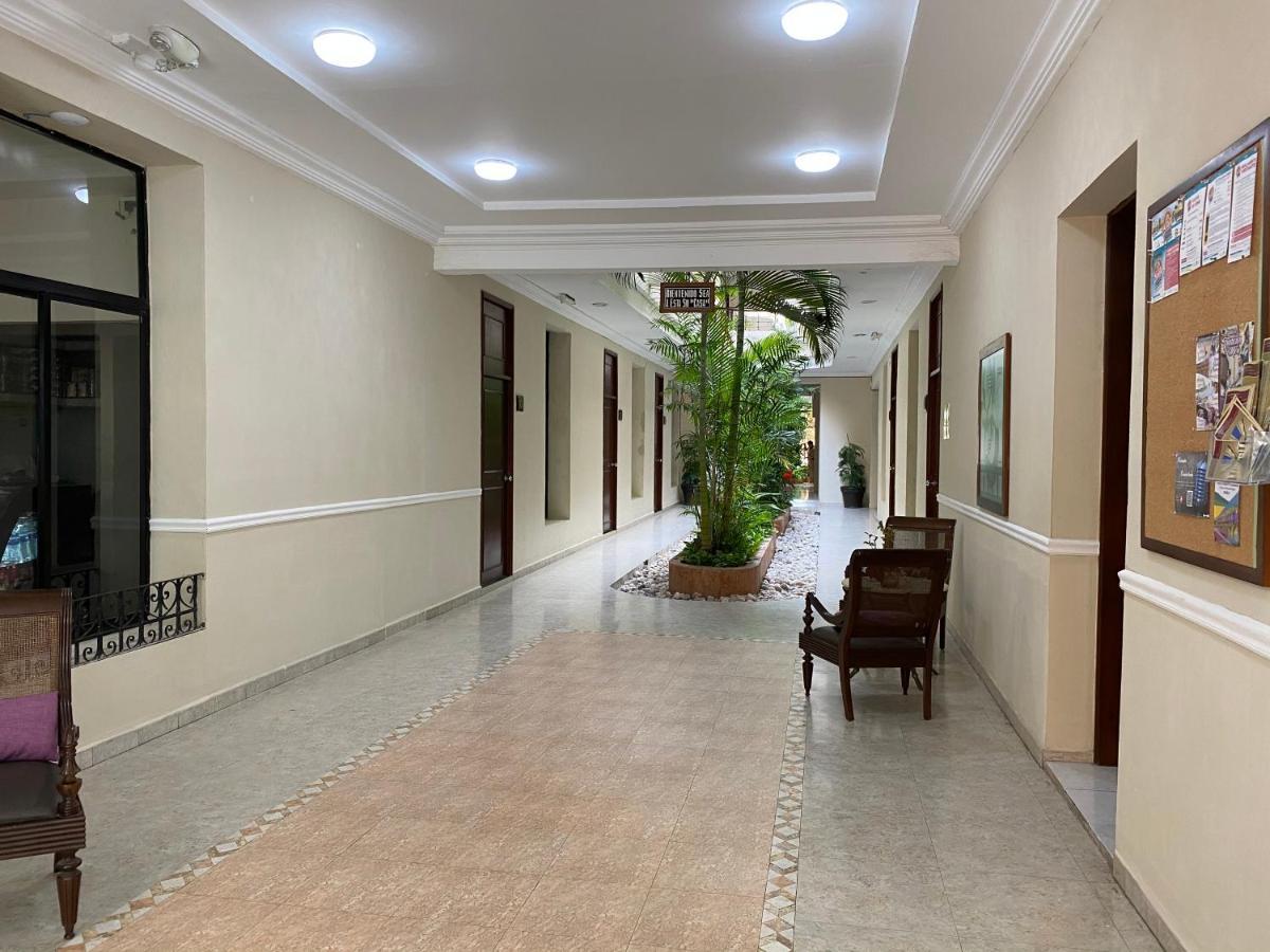 Hotel Lopez Кампече Экстерьер фото
